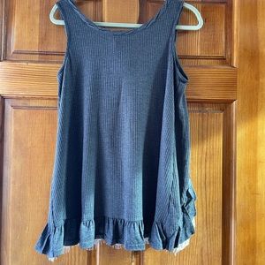Three Birds Nest fun tank w lace back!